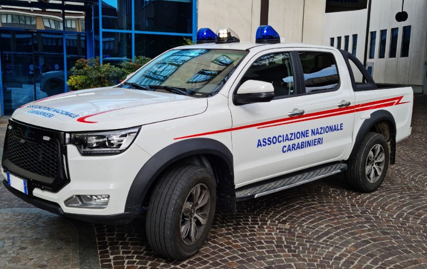 Pickup dell'Associazione Nazionale Carabinieri